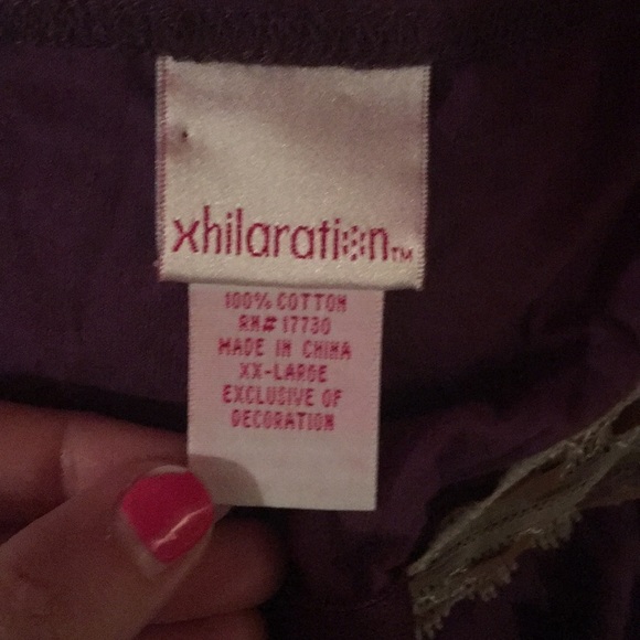 Purple tank top with detailing - Picture 2 of 2